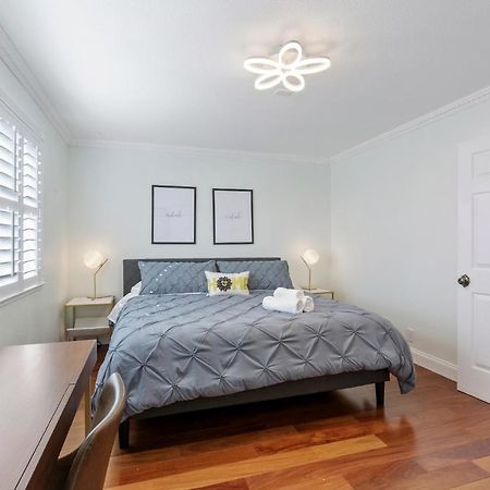 @ Marbella Lane - Buckingham Place Laundry + P Pacifica Εξωτερικό φωτογραφία