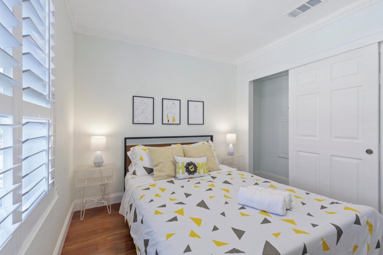 @ Marbella Lane - Buckingham Place Laundry + P Pacifica Εξωτερικό φωτογραφία