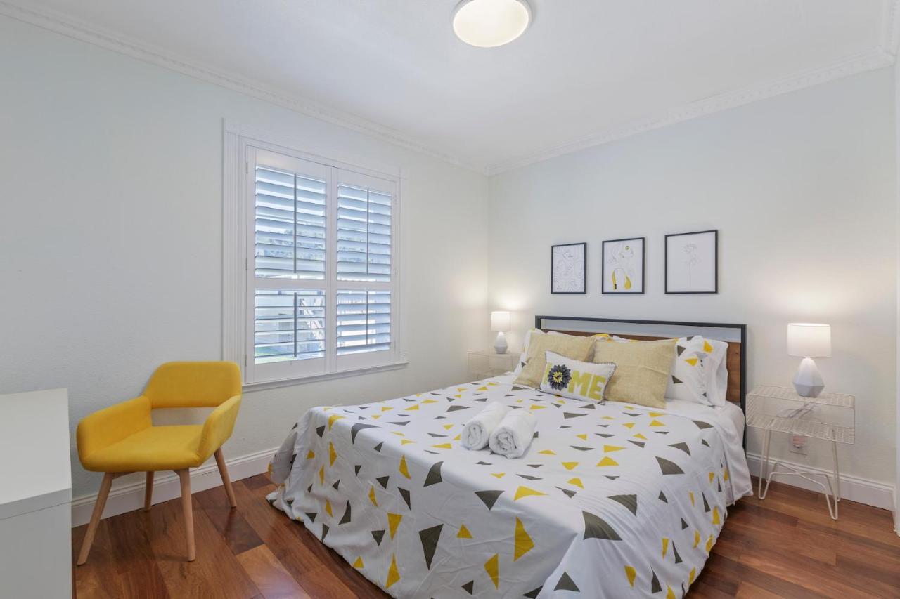 @ Marbella Lane - Buckingham Place Laundry + P Pacifica Εξωτερικό φωτογραφία